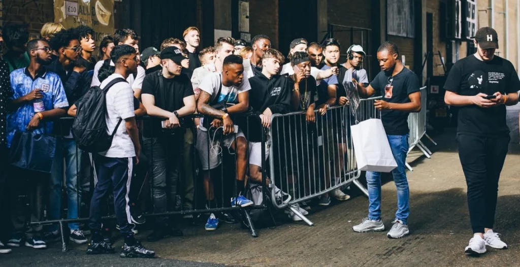 queuing for Air Jordan 1s