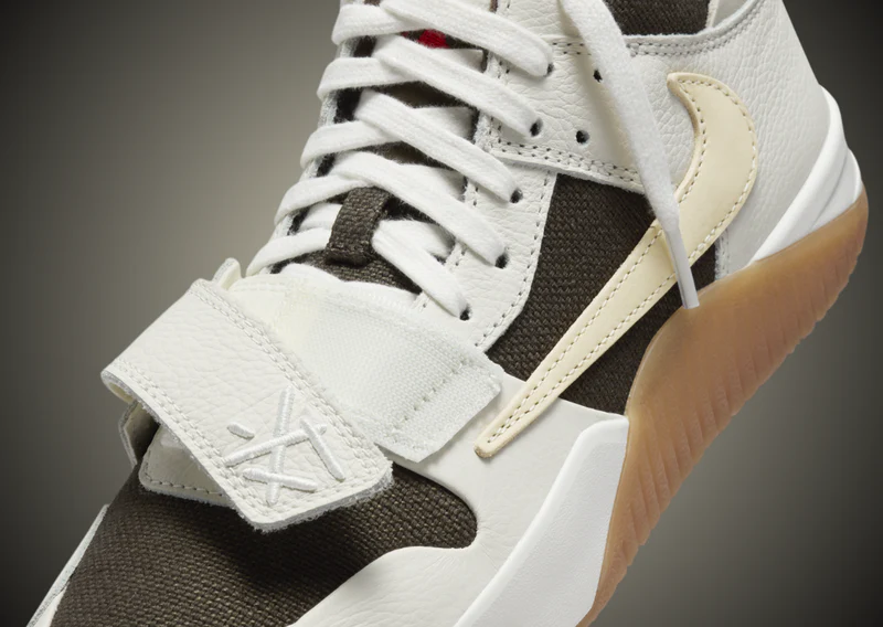 Travis Scott Jumpman Jack Mocha Velcro