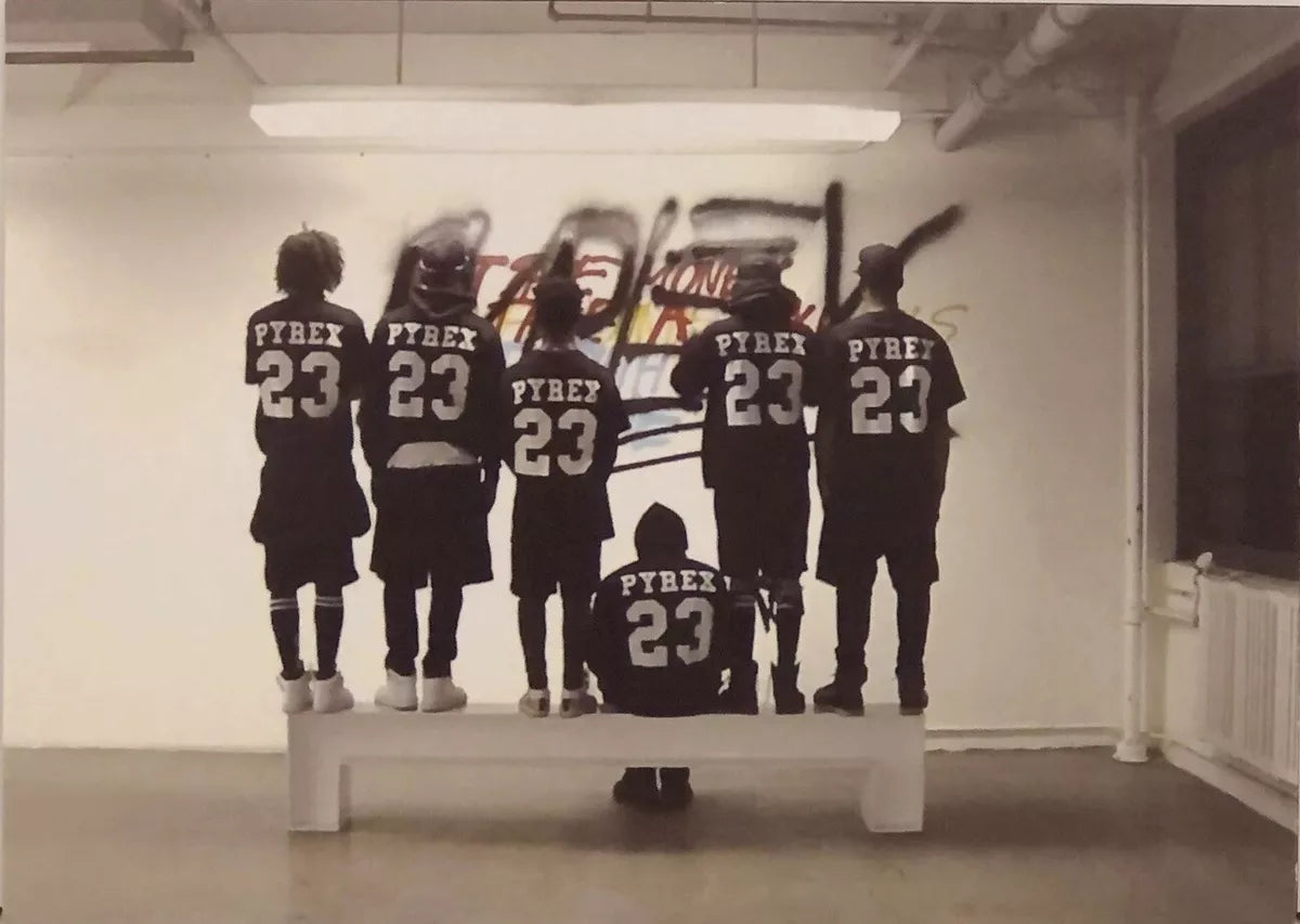 Pyrex 23 pre Off White