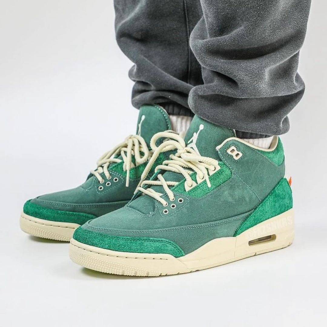 Air Jordan 3 Nina Chanel