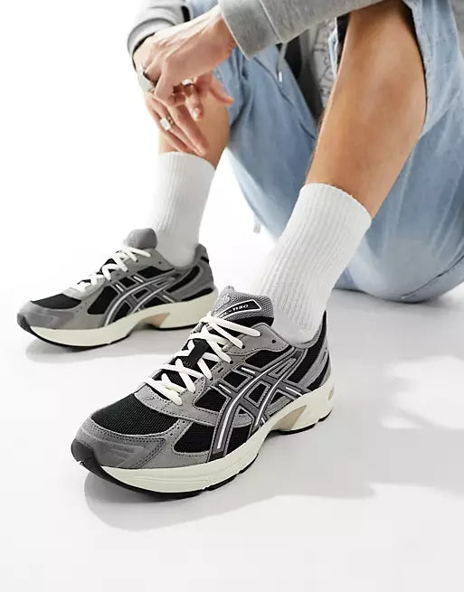Asics Gel 1130 on foot