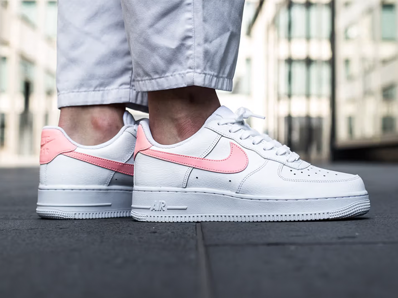 Nike Air Force 1 Pink