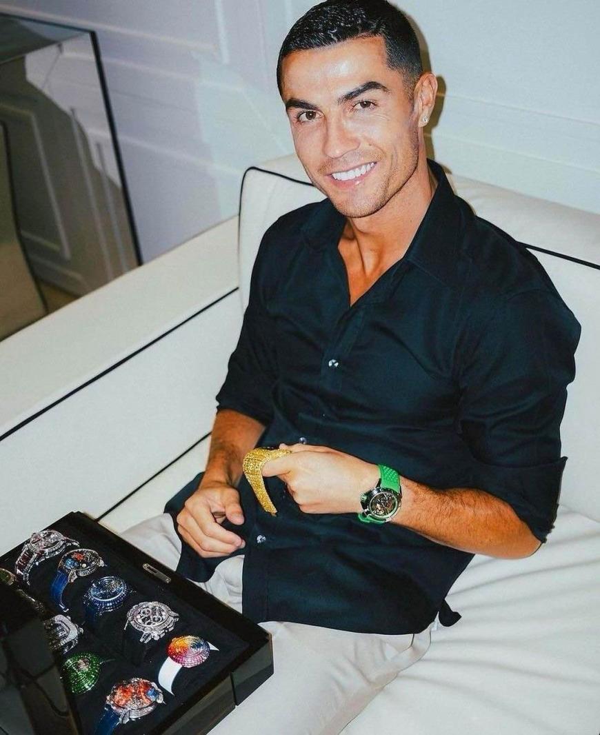 CR7 Jacob and Co In hand
