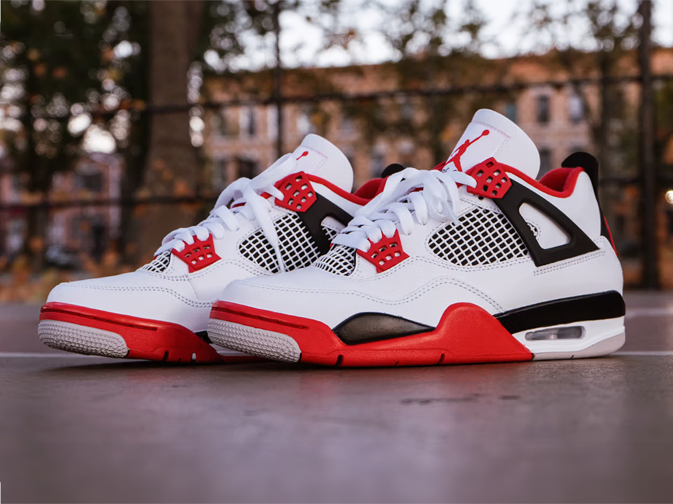 Jordan 4 Fire Red