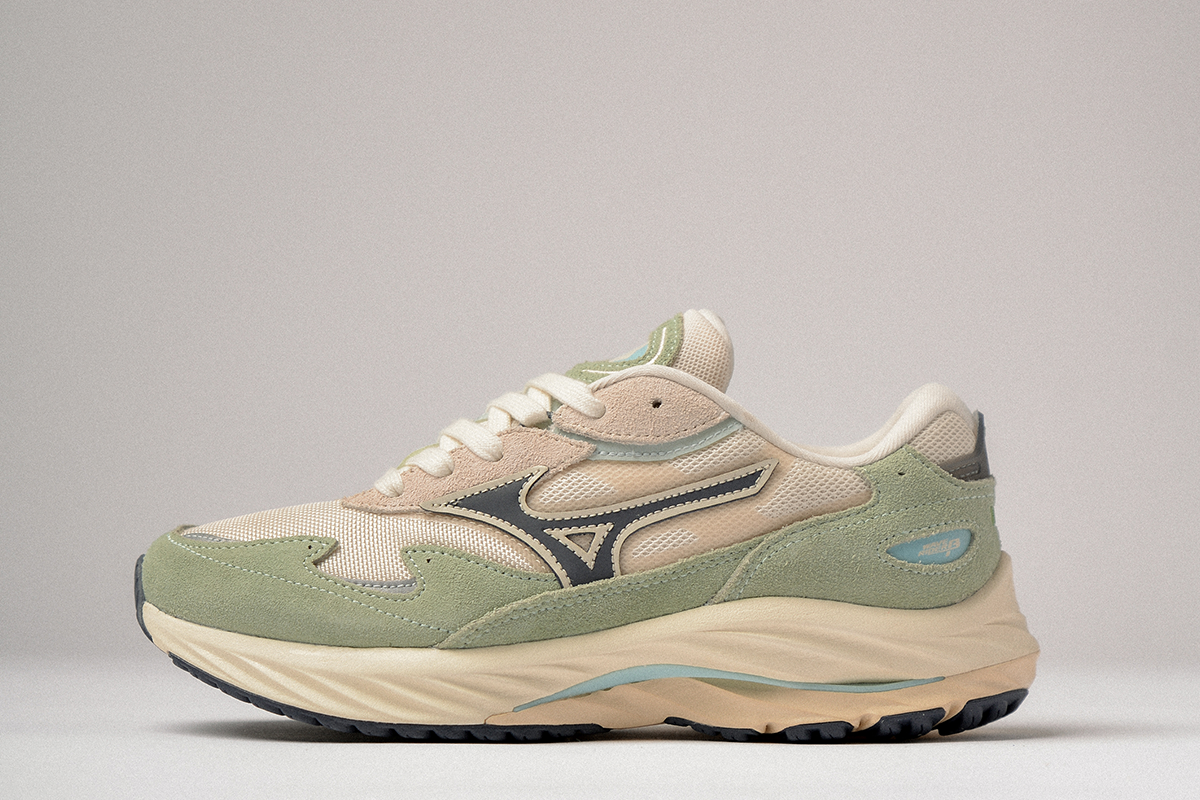 Mizuno Wave Rider Beta