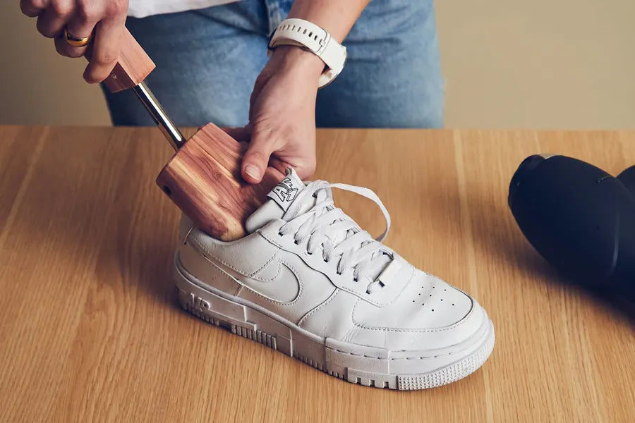 Sneaker stuffing removing the creases with shoe trees